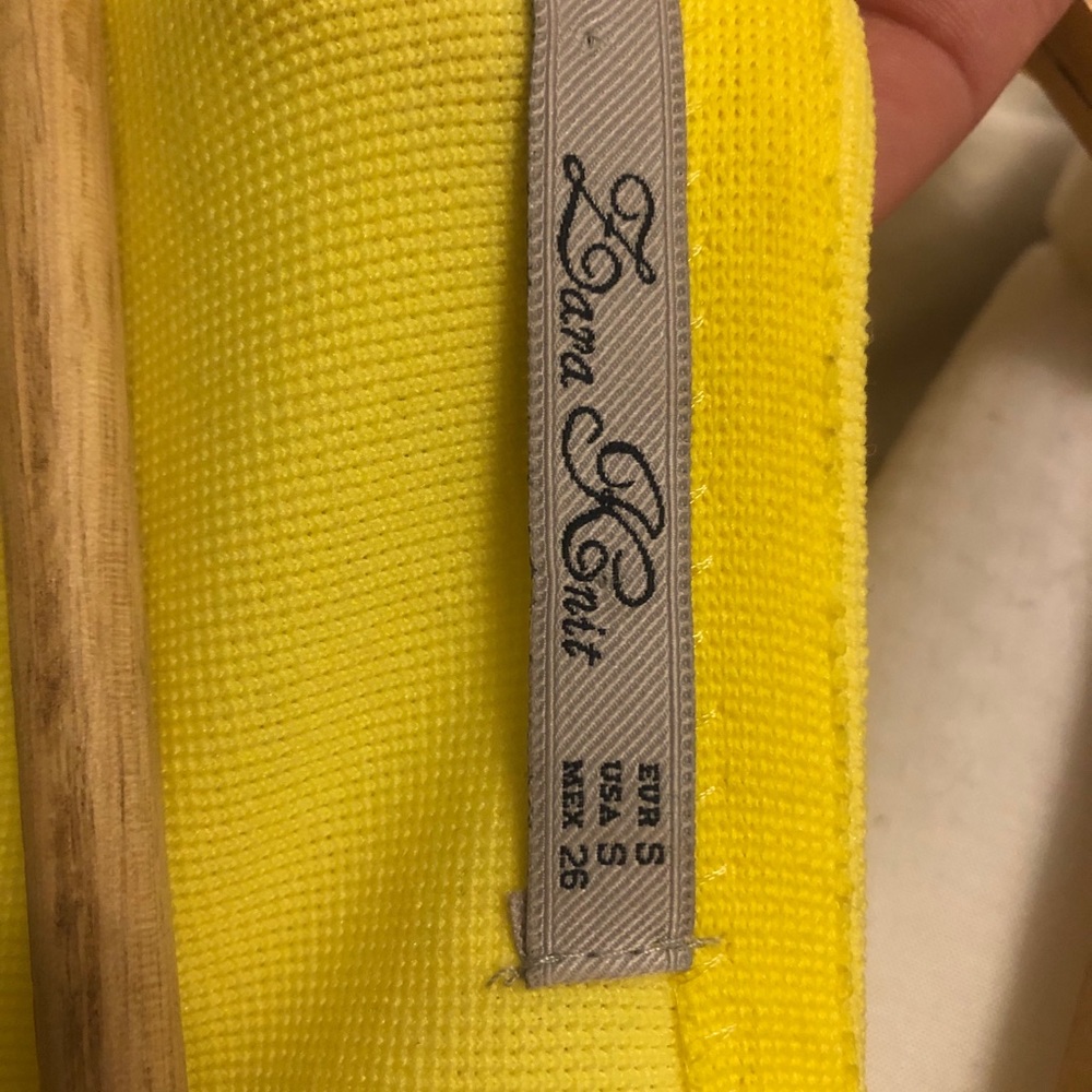 Zara Knit - Picture 2 of 2